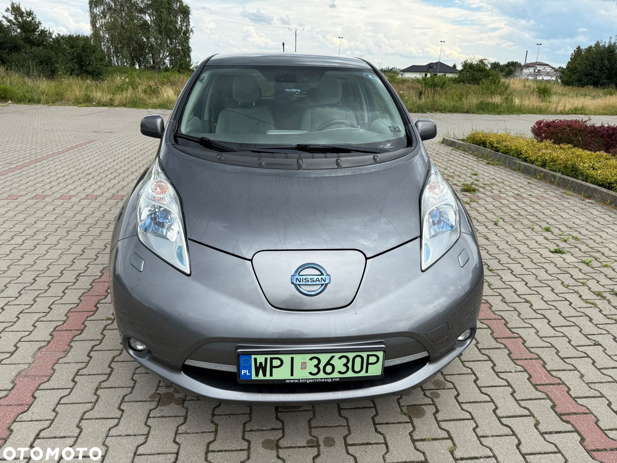 Nissan Leaf 24kWh Acenta - 1