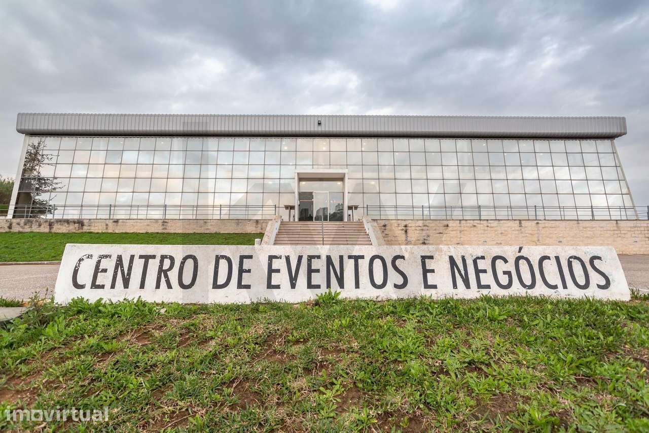 Espaço comercial destinado a comércio, serviços eventos e negócios em - Grande imagem: 2/35