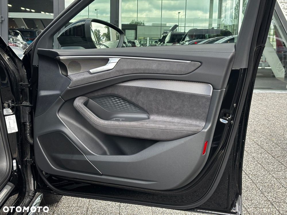 Audi A6 Avant - 20