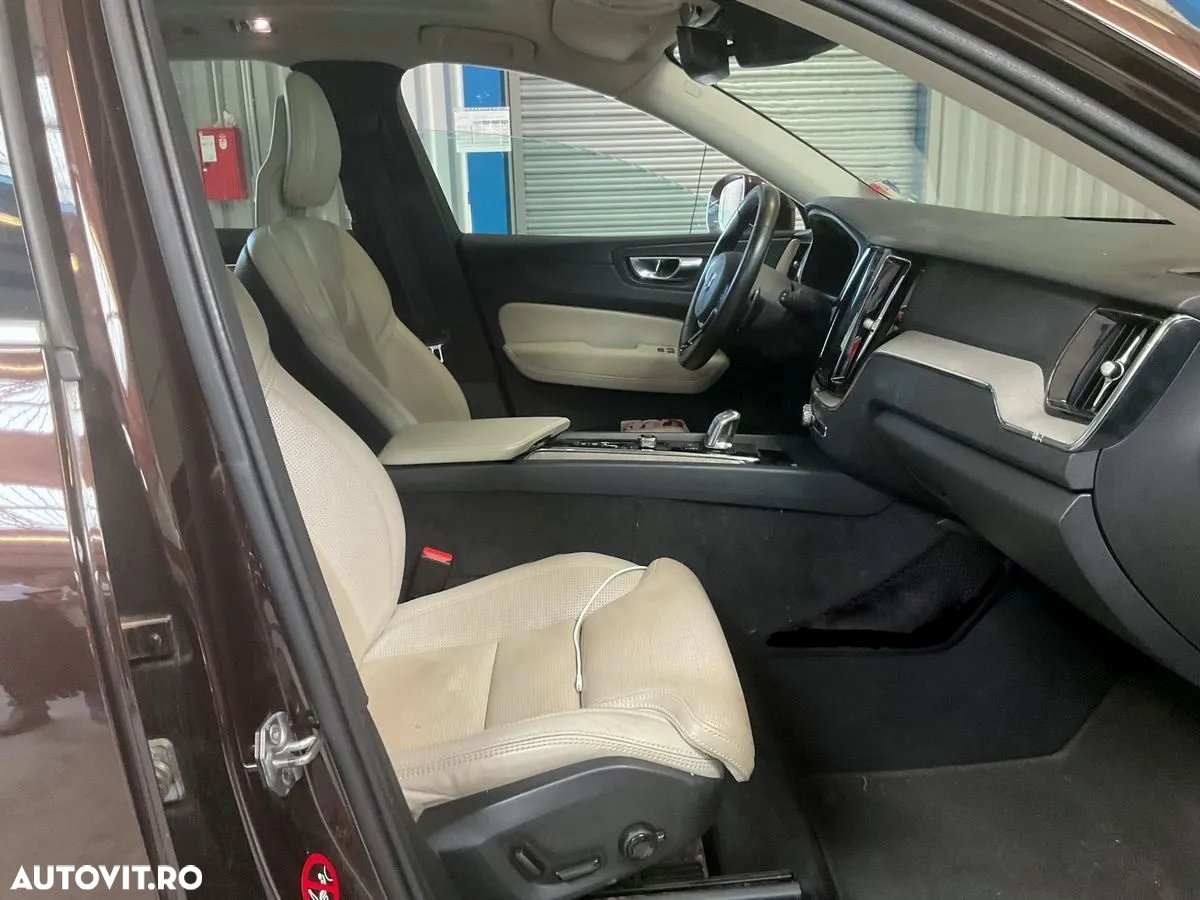 Volvo XC 90 T8 Twin Engine AWD Inscription - 8