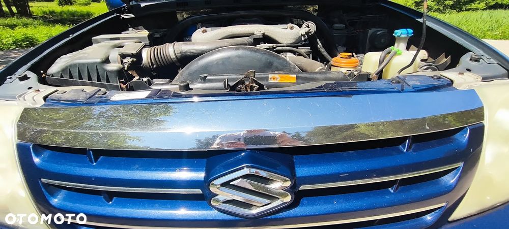 Suzuki Grand Vitara 2.7 V6 7os - 28