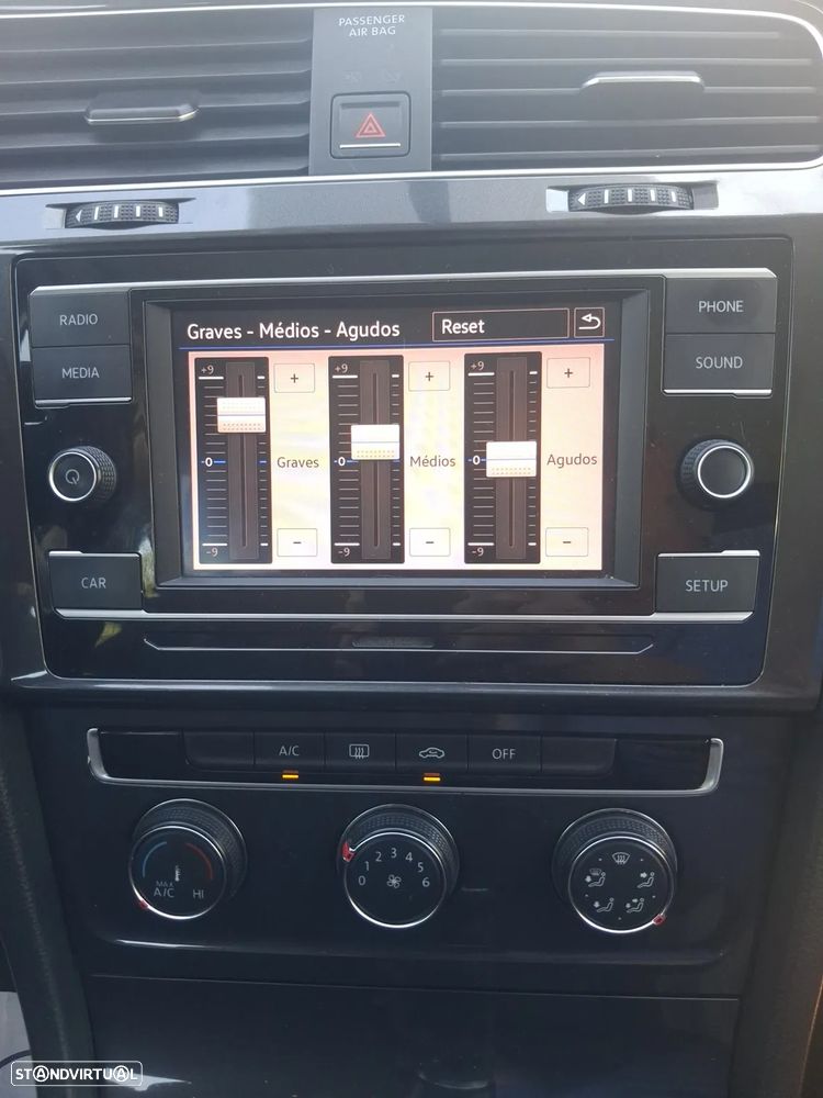 VW Golf 1.6 TDI R-Line - 12