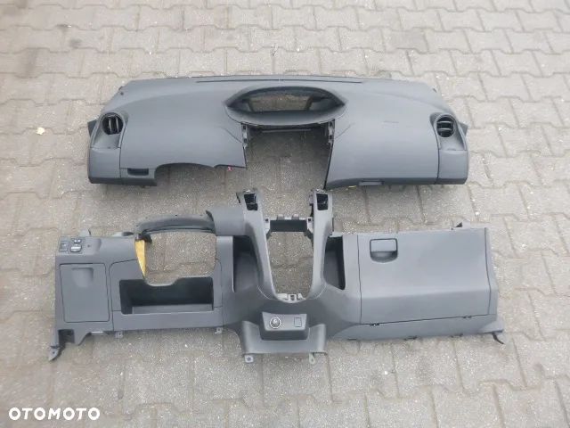 DESKA ROZDZIELCZA KONSOLA TOYOTA YARIS II 06-09T - 2
