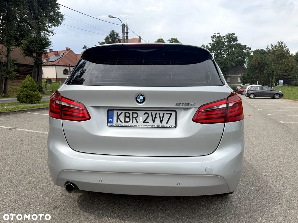 BMW Seria 2 218d - 6