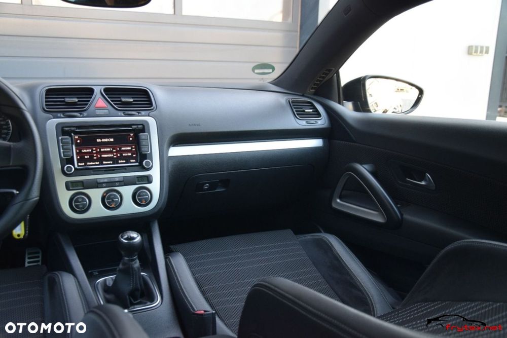 Volkswagen Scirocco - 23