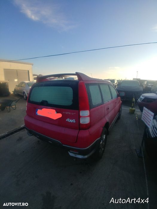 Dezmembrez honda hr-v fabr 2001 ,motorizare 1,6 i - 4