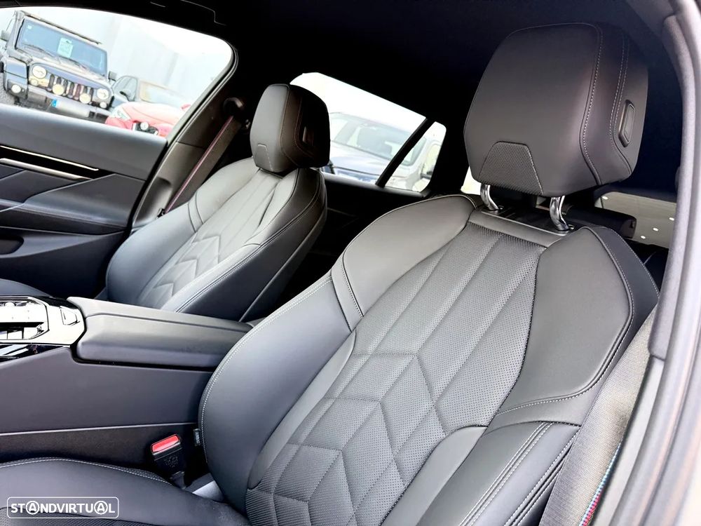 BMW 530 e Pack Desportivo M Pro - 25