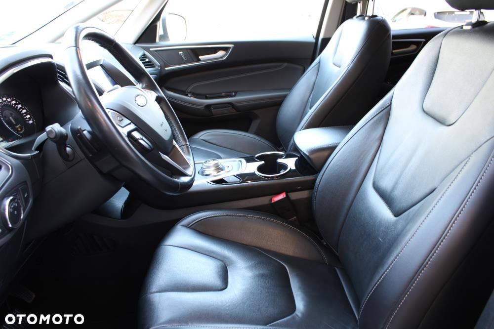 Ford S-Max - 13