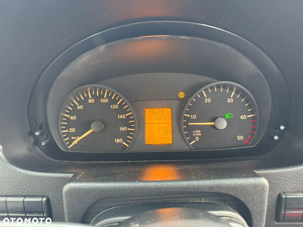 Mercedes-Benz SPRINTER - 7