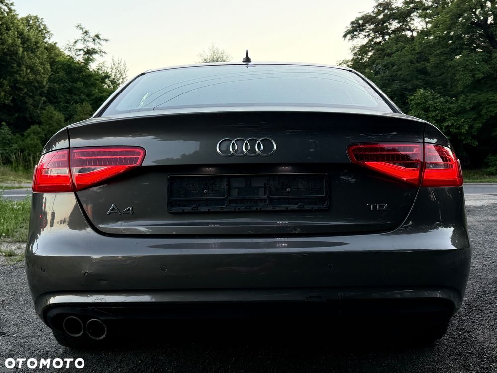 Audi A4 Limousine 2.0 TDI DPF multitronic Attraction - 8