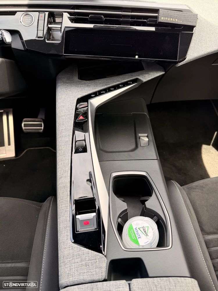 Peugeot 3008 1.2 Hybrid GT e-DCS6 - 13