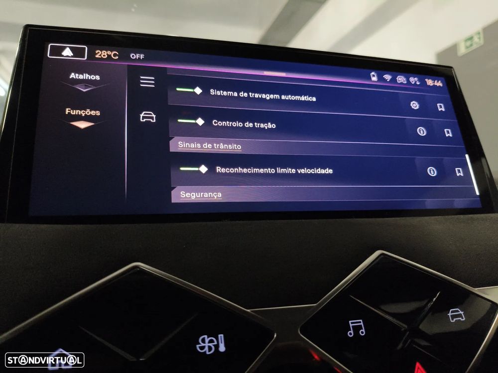 DS DS3 Crossback PureTech 130 Aut. PERFORMANCE LINE - 39
