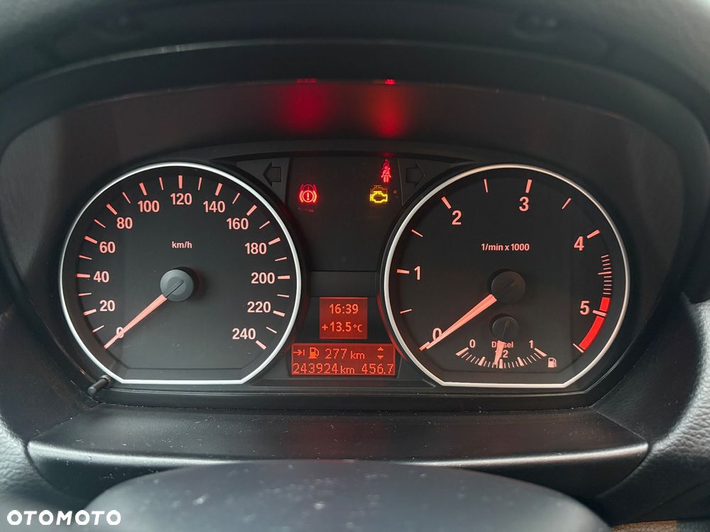 BMW Seria 1 118d - 12