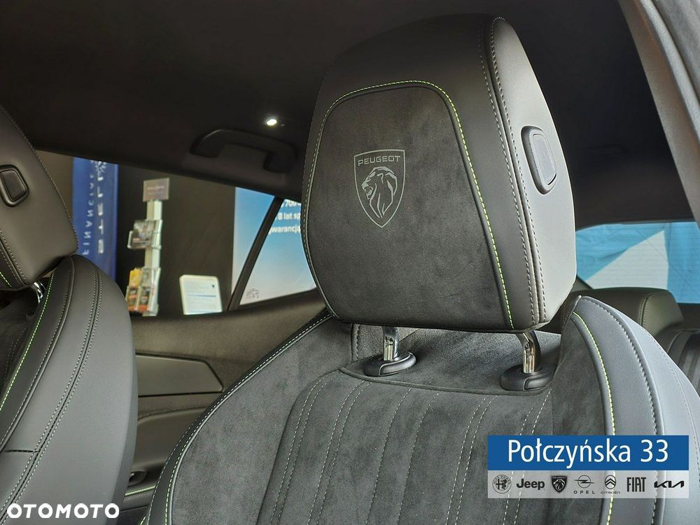 Peugeot 408 - 15