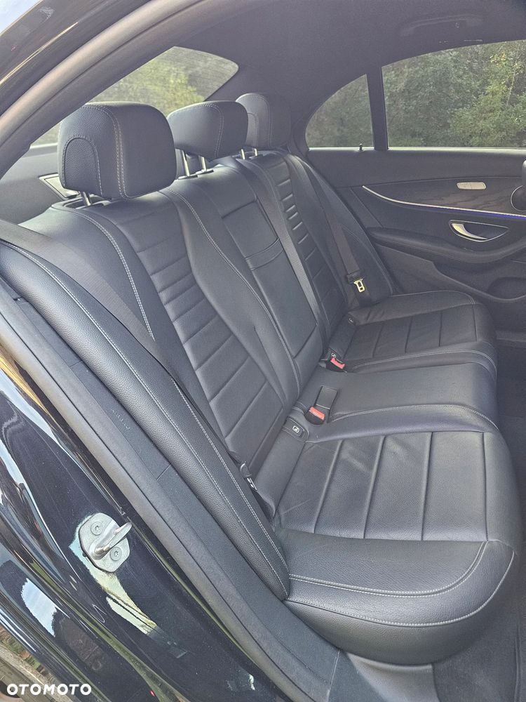 Mercedes-Benz Klasa E 200 9G-TRONIC - 16