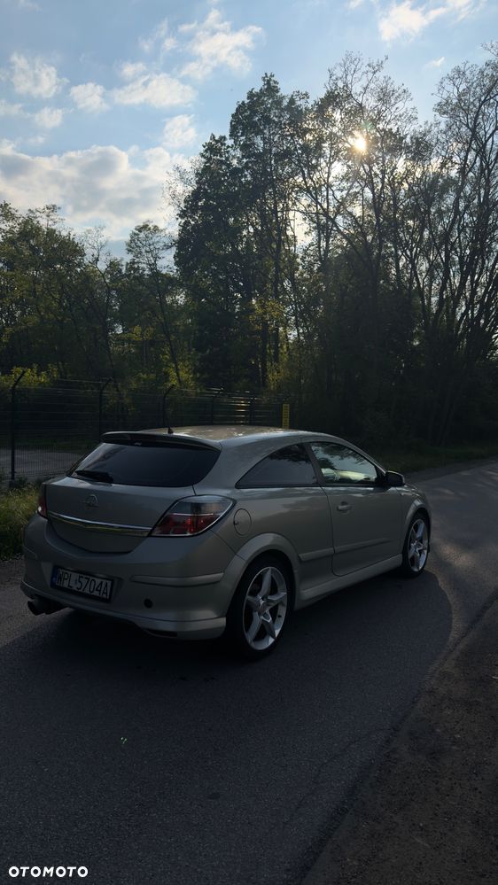 Opel Astra 1.9 CDTI Sport - 4