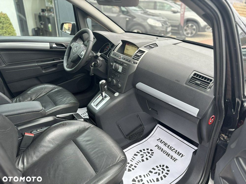 Opel Zafira 2.2 Automatik - 25