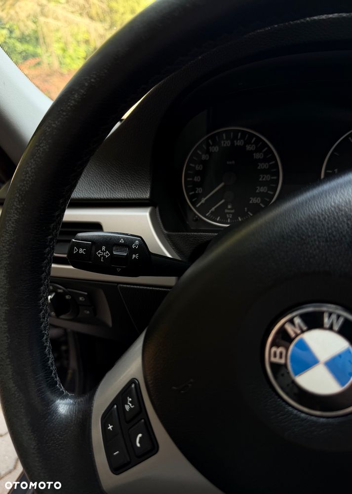 BMW Seria 3 320d DPF - 11