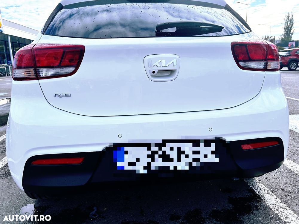 Kia Rio 1.2 MPI 5MT Urban - 5