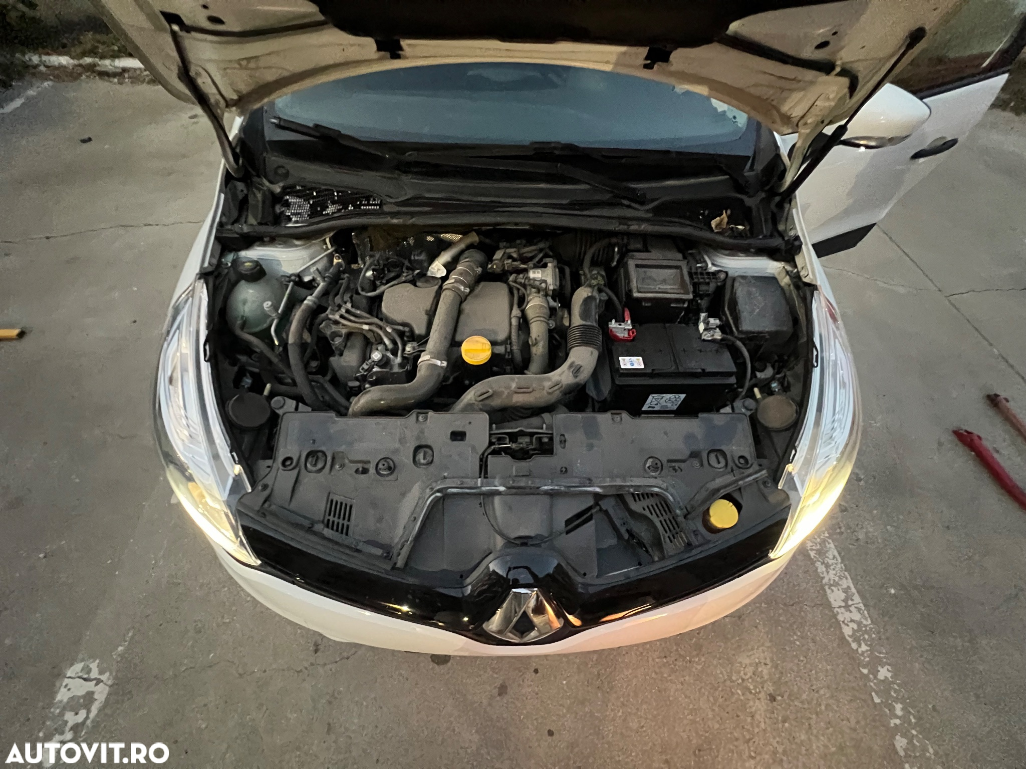 Renault Clio IV dCi Energy Life - 7