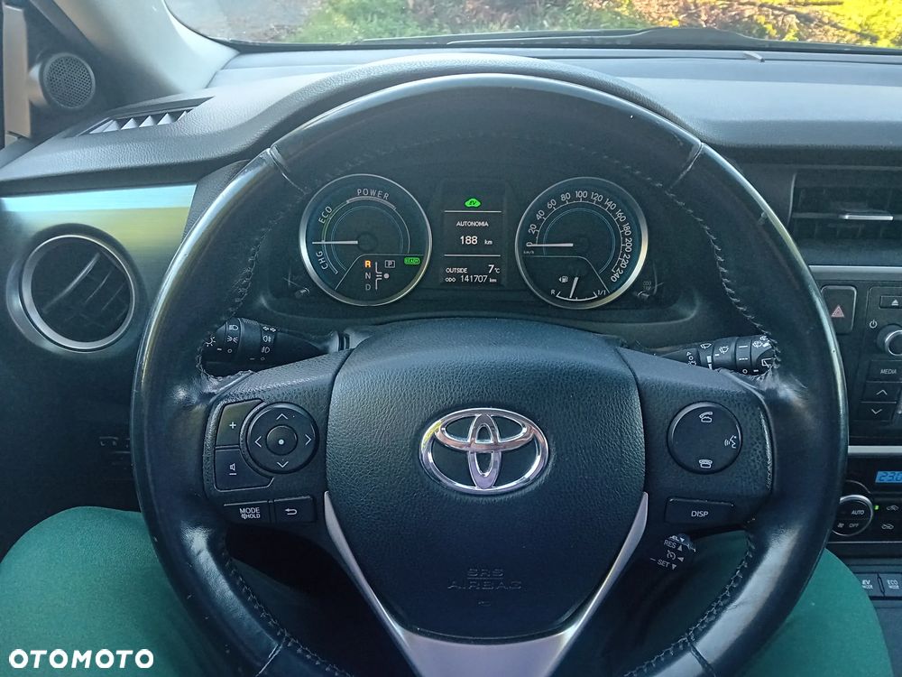 Toyota Auris 1.8 HSD Luna - 3