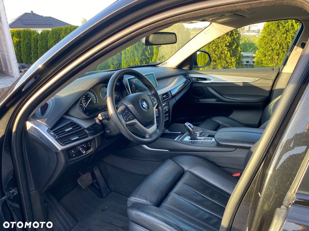 BMW X6 xDrive30d - 16