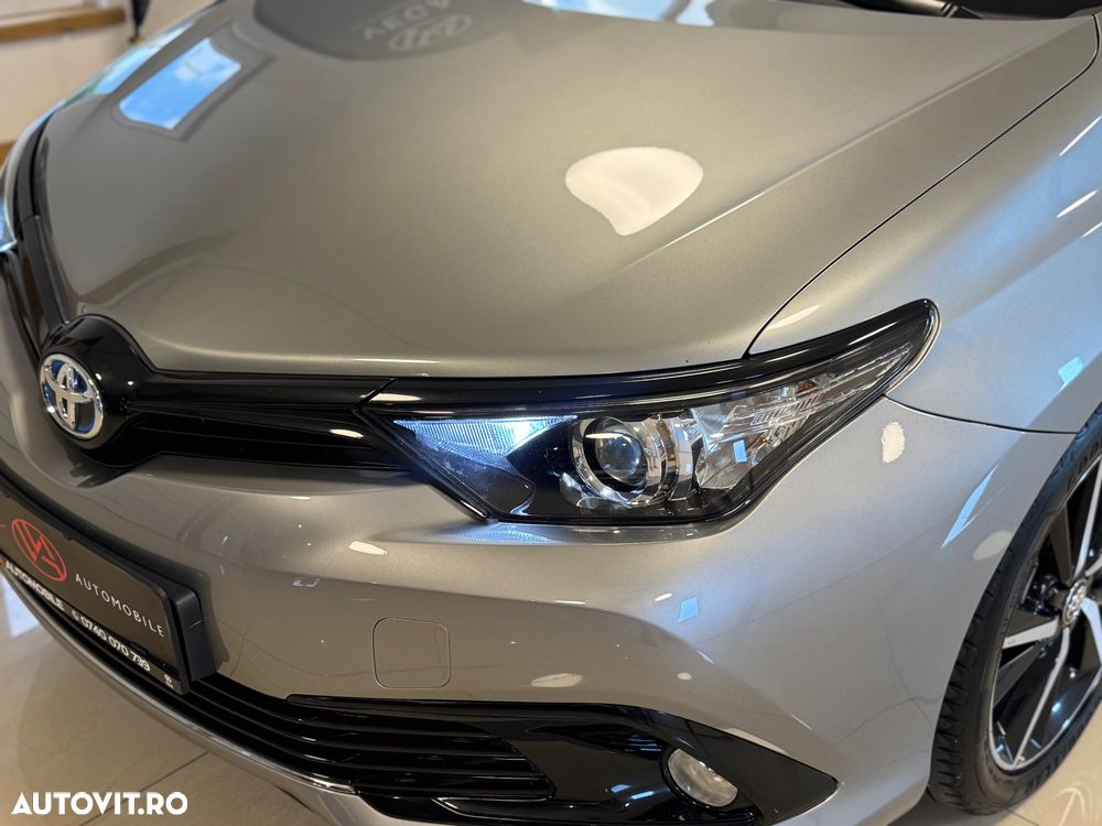 Toyota Auris 1.8 VVT-i Automatik Team Deutschland - 35
