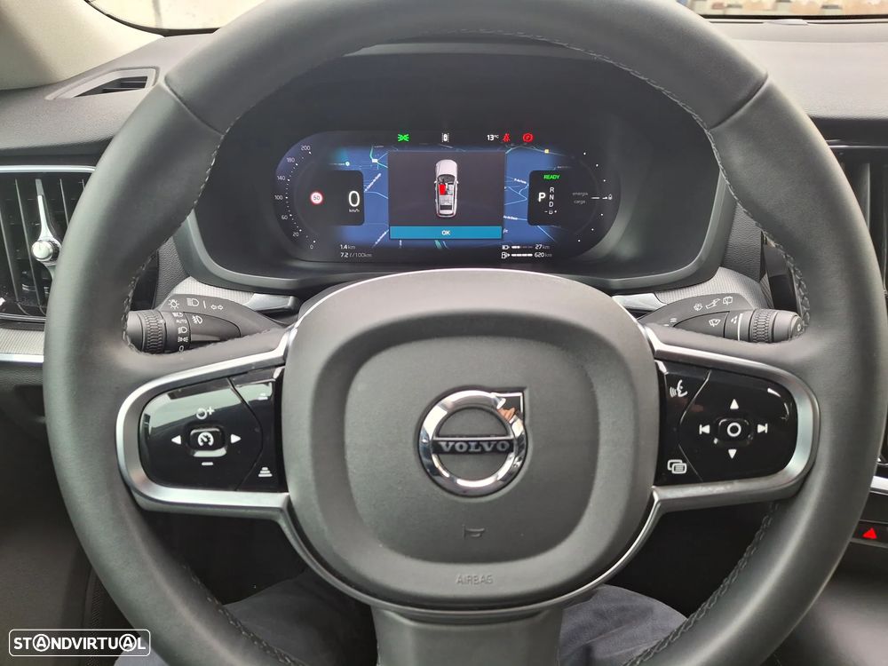 Volvo V60 2.0 T6 AWD TE Plus Dark - 17