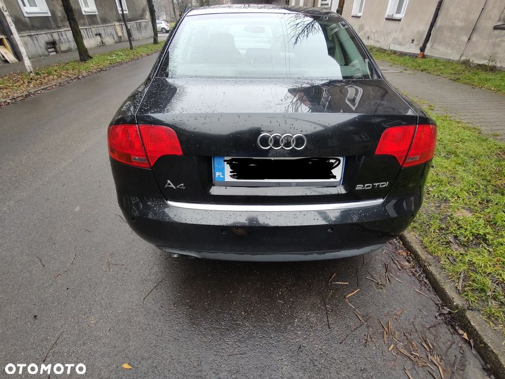 Audi A4 Limousine - 5