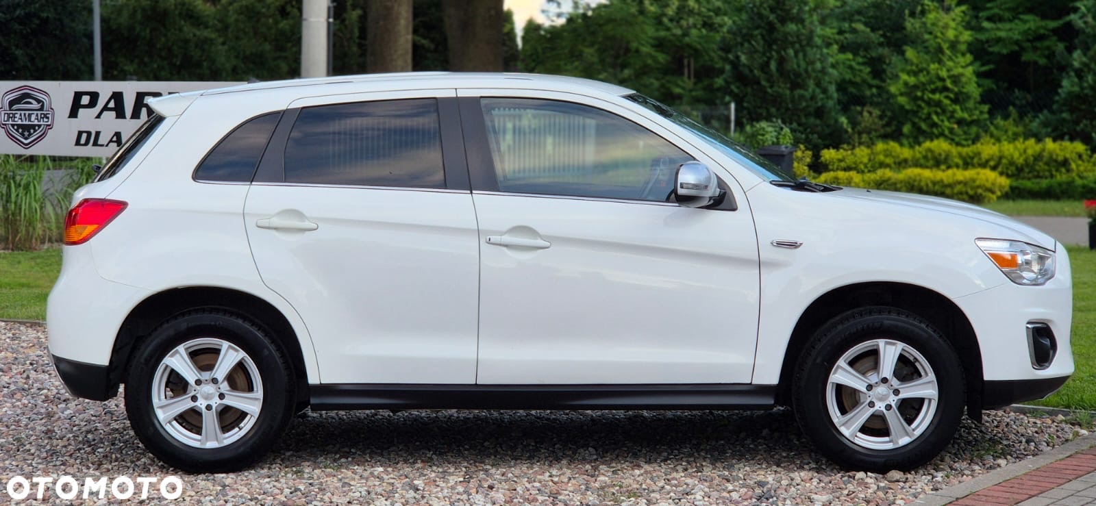 Mitsubishi ASX - 12