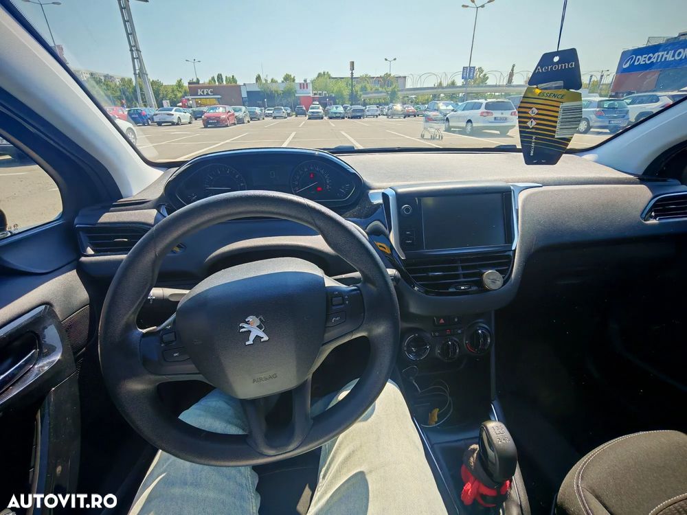 Peugeot 208 PureTech 82 Start & Stop Active - 21