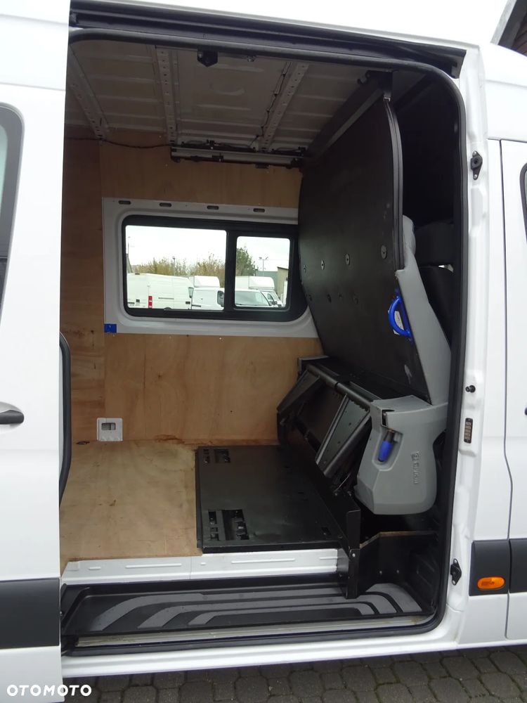 Mercedes-Benz SPRINTER - 12