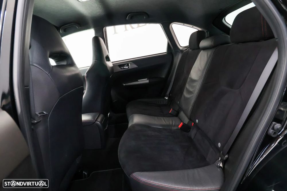 Subaru Impreza 2.5 WRX STi - 18