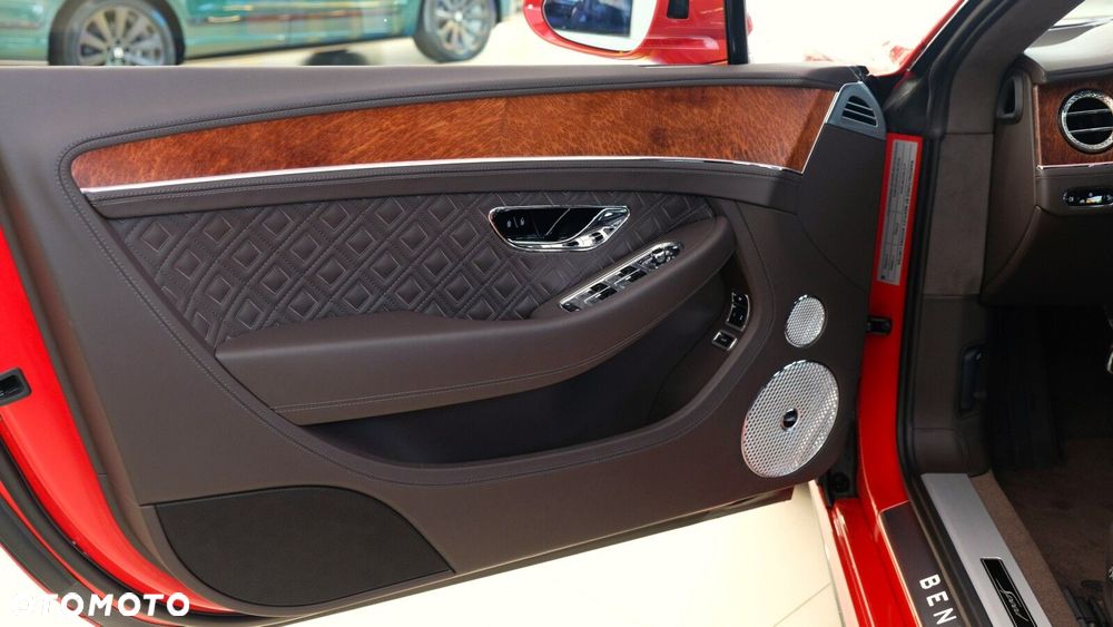 Bentley Continental GT - 11