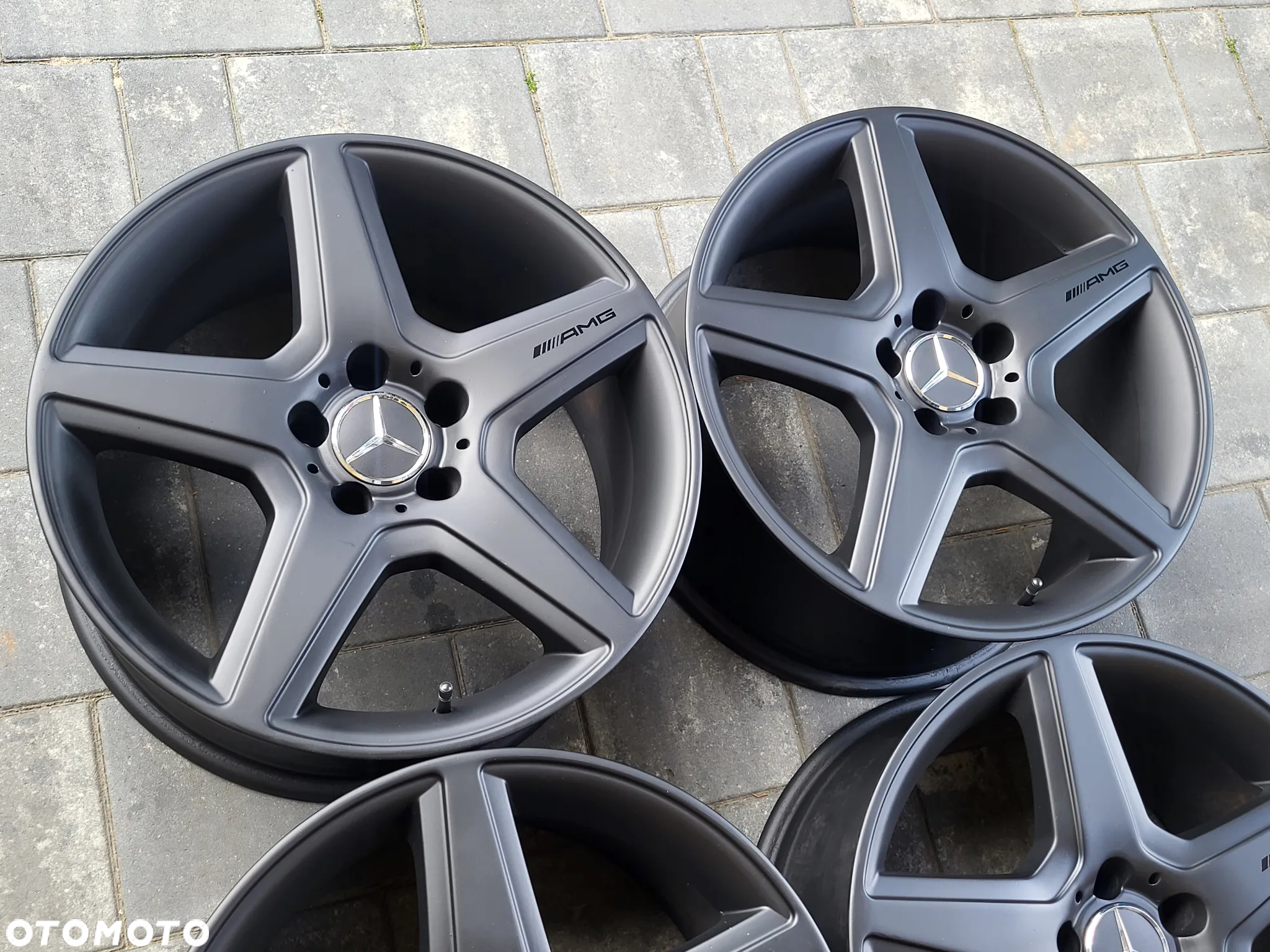 KOŁA Felgi 18 Mercedes ///AMG 8.5J ET35 Monoblock - 2