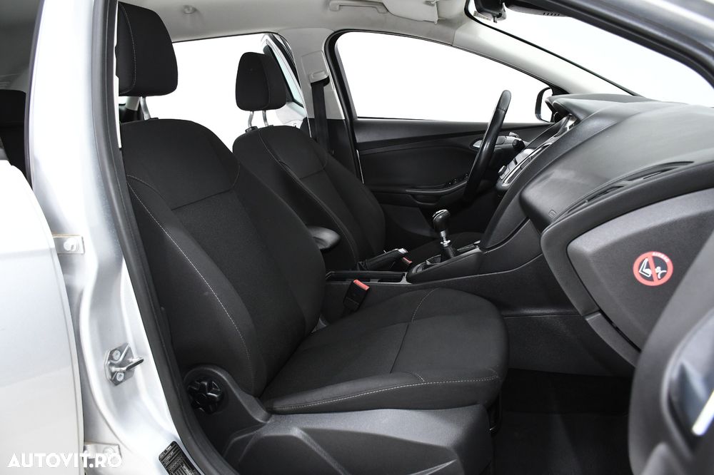 Ford Focus 1.5 EcoBoost Start-Stopp-System Business Edition - 12