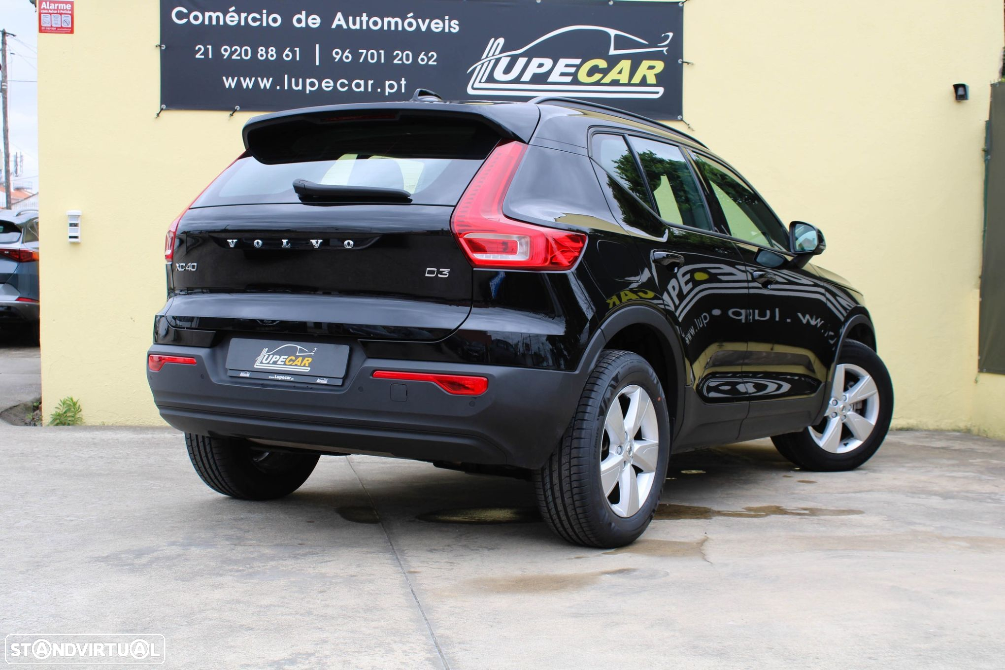 Volvo XC 40 2.0 D3 Momentum Core - 18