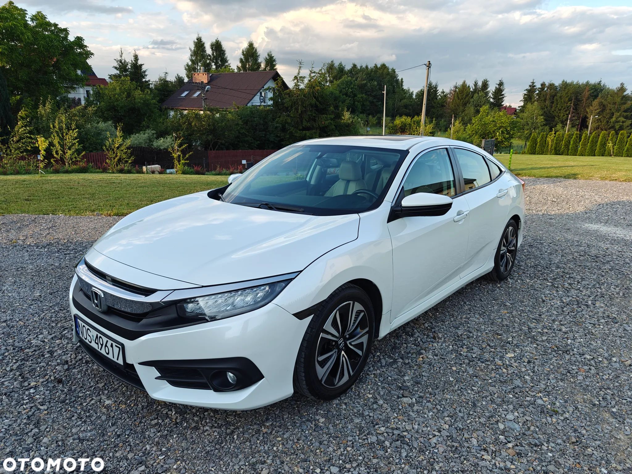 Honda Civic 1.5 i-VTEC Turbo CVT Elegance - 1