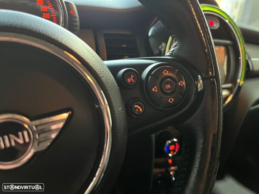 MINI 5 Portas Cooper D Seven Chili - 19