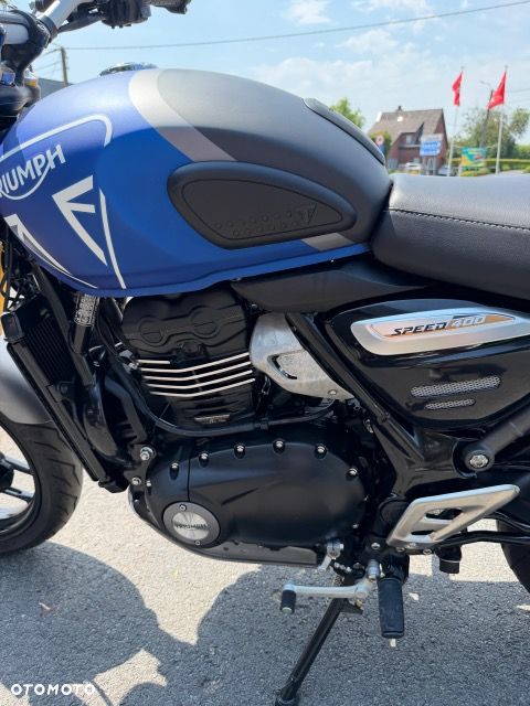 Triumph Inny - 10