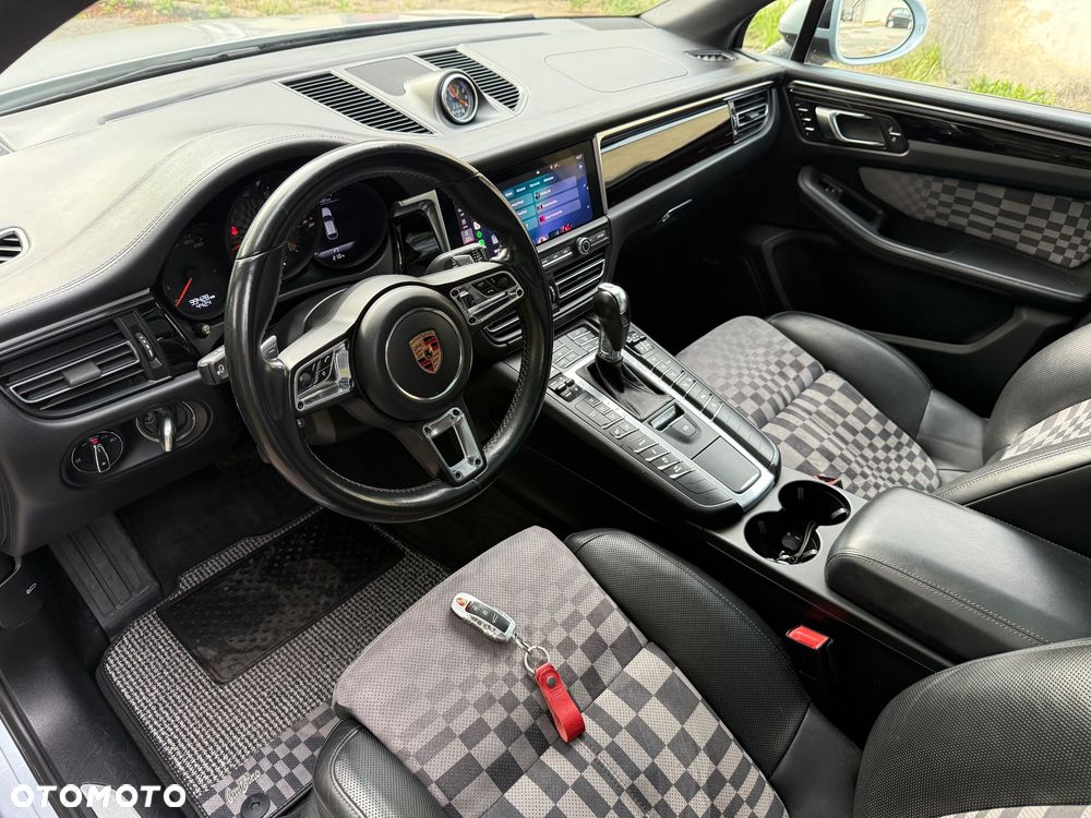 Porsche Macan S - 12