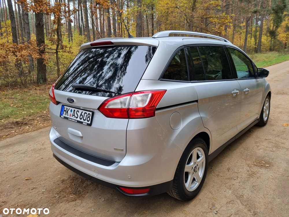 Ford Grand C-MAX - 3
