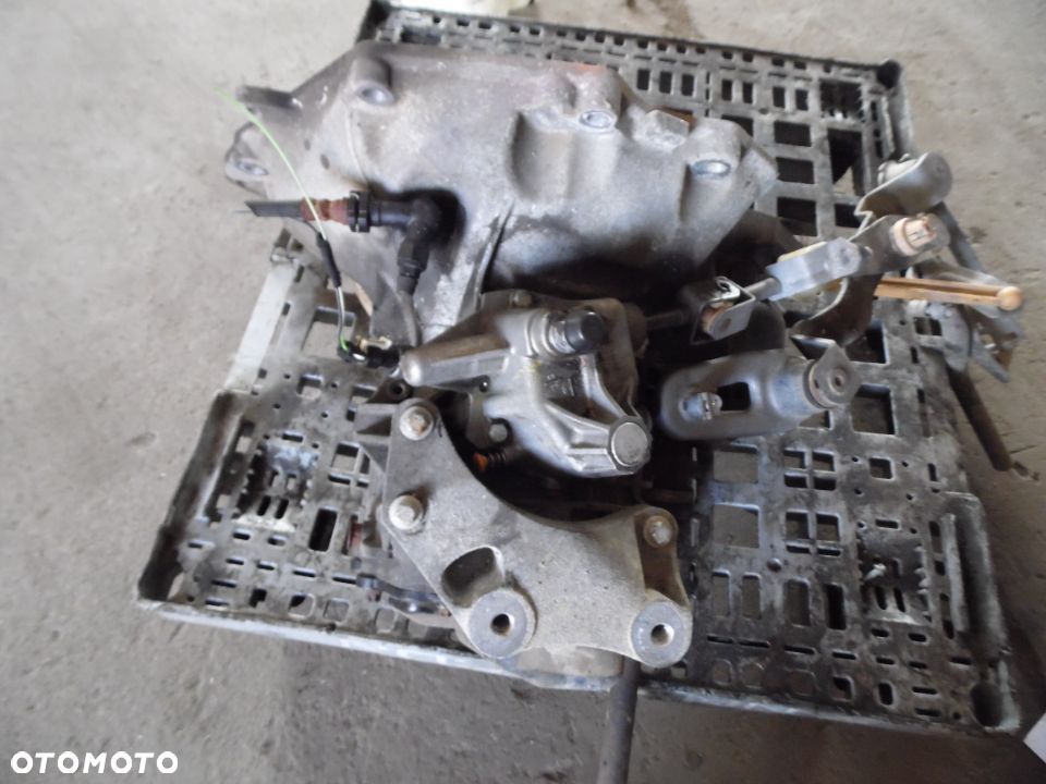 Skrzynia biegów Opel Corsa D 1.0b - 2