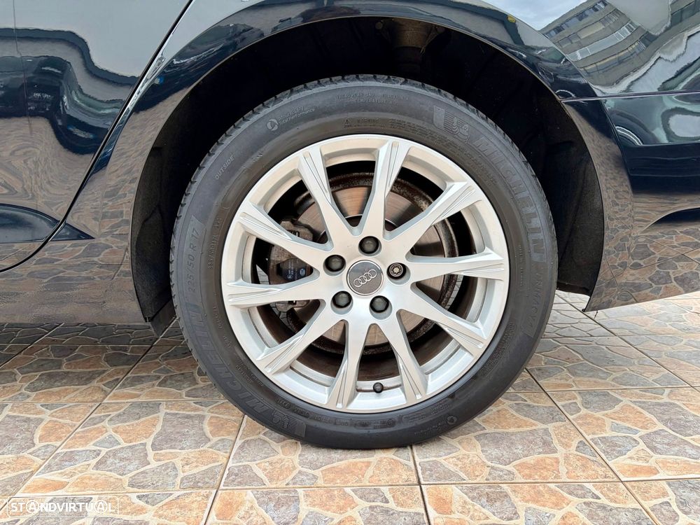 Audi A4 2.0 TDI Sport S tronic - 43