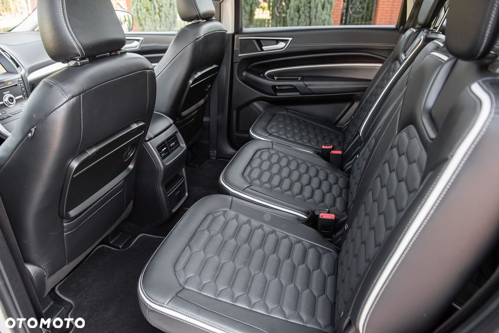 Ford S-Max 2.0 EcoBlue VIGNALE - 29