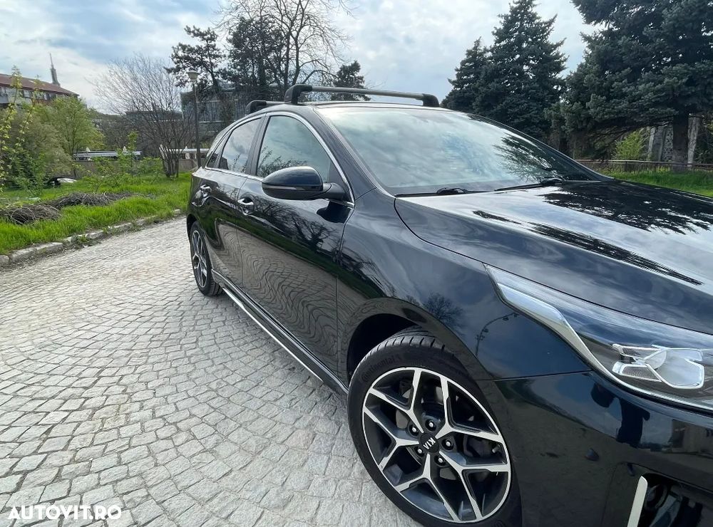 Kia Ceed 1.6 CRDi (48V Mild-Hybrid) DCT7 GT Line - 6