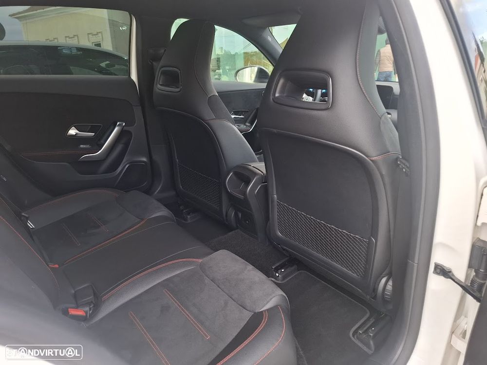 Mercedes-Benz A 200 7G-DCT AMG Line - 44