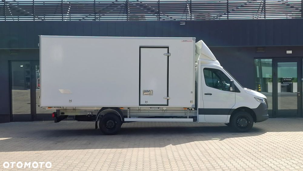 Mercedes-Benz Sprinter - 7