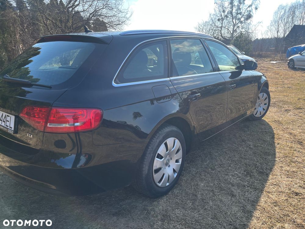 Audi A4 Avant 2.0 TDI DPF Attraction - 3