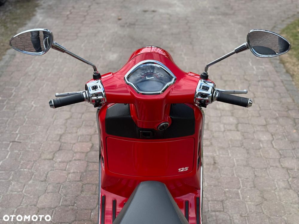 Piaggio Vespa - 9